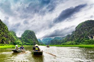 Balade en barque à Ninh Binh