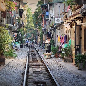 La rue du train à Hanoi 