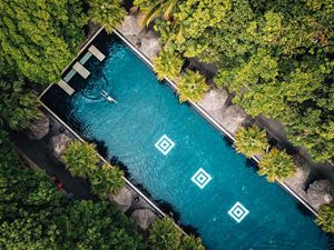 La piscine du resort Pilgrimage à Hue